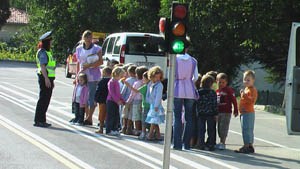 Slika PU_I/djeca u prometu.jpg